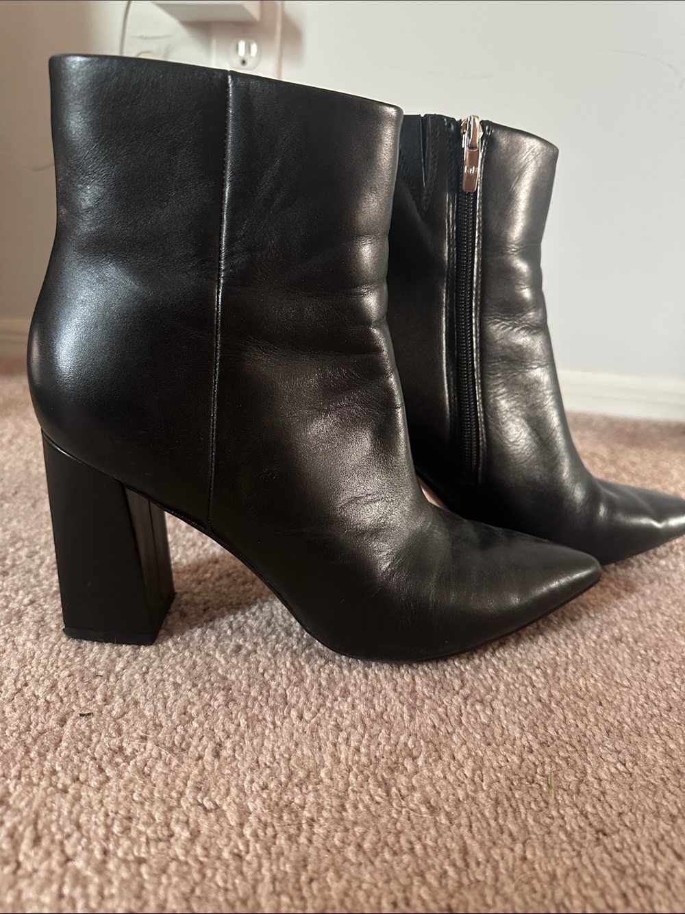 Marc Fisher Black Pointed-Toe Leather Ankle Booties - Picture 3 of 6